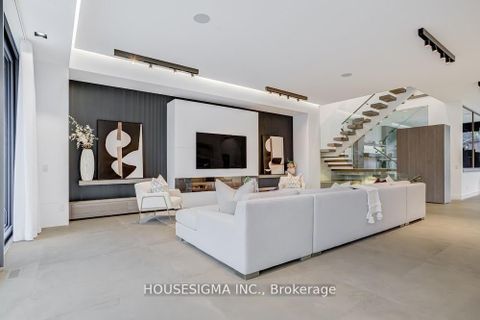 Photo 11 at 307 Richview Avenue, Forest Hill South, Toronto