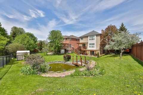 Photo 38 at 2 Sandway Crescent, Maple, Vaughan