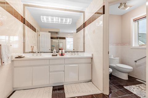 Photo 23 at 221 Pleasant Avenue, Newtonbrook West, Toronto