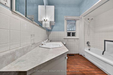 Photo 6 at 429 Rouge Hills Drive, Rouge E10, Toronto