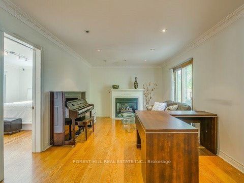 Photo 9 at 62 Northdale Road, Windfields, Toronto