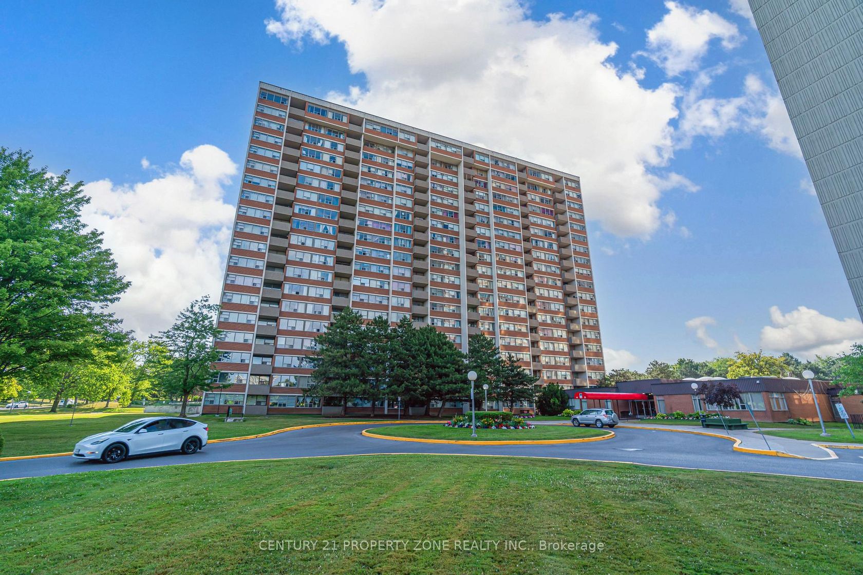 209 - 45 Silver Springs Boulevard, L