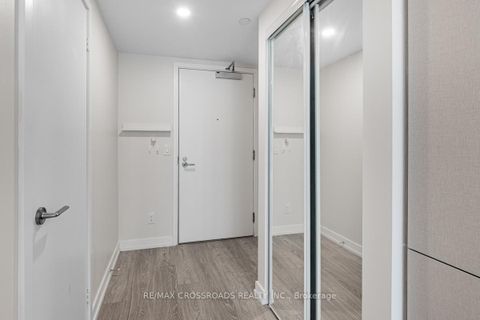 Photo 3 at 3222 - 19 Western Battery Road, Niagara, Toronto