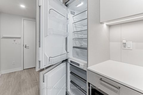 Photo 8 at 3222 - 19 Western Battery Road, Niagara, Toronto