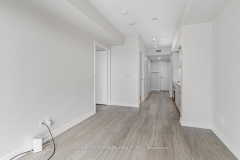 Photo 13 at 3222 - 19 Western Battery Road, Niagara, Toronto