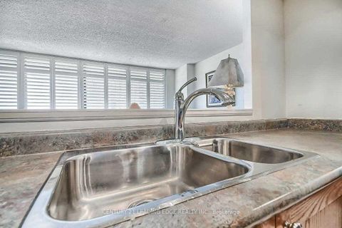 Photo 6 at 1708 - 75 Wynford Heights Crescent, Don Mills, Toronto