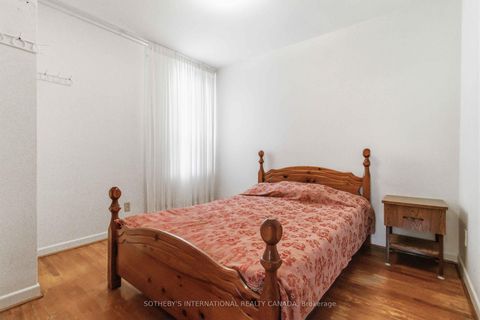 Photo 8 at 11 Pagoda Place, Beaumonde Heights, Toronto