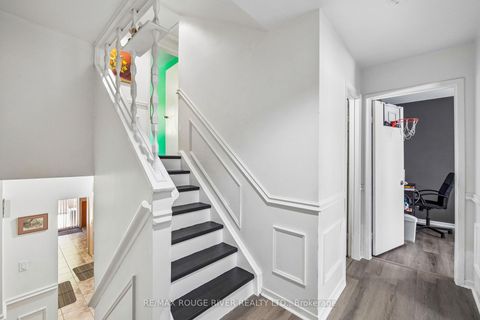 Photo 7 at 22 Duffort Court, Malvern, Toronto