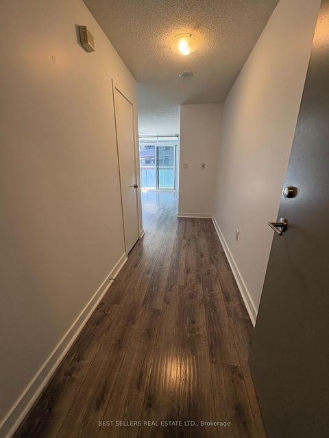 Photo 3 at 1001 - 4000 Spadina Avenue, Waterfront Communities C1, Toronto
