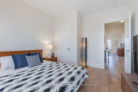 Photo 31 at 9398 Bayview Avenue, Observatory, Richmond Hill