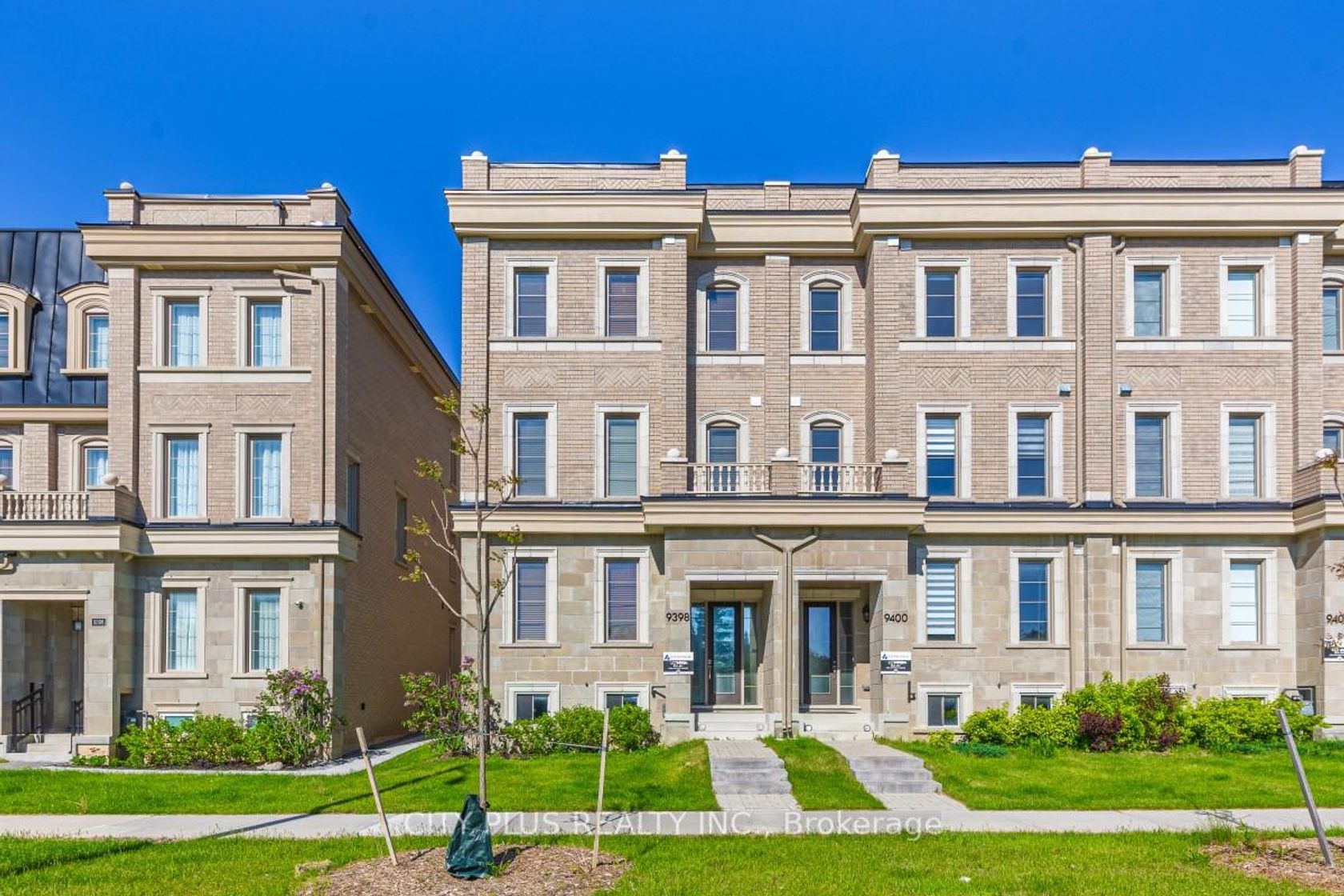 9398 Bayview Avenue, Observatory, Richmond Hill photo number 2