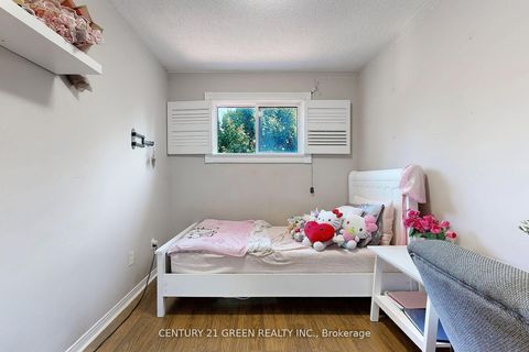 Photo 24 at 57 Kelso Crescent, Maple, Vaughan