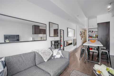 Photo 4 at 401 - 508 Wellington Street, Waterfront Communities C1, Toronto