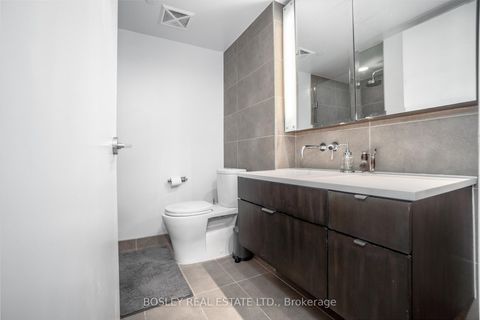 Photo 12 at 401 - 508 Wellington Street, Waterfront Communities C1, Toronto