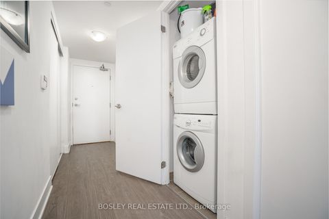 Photo 14 at 401 - 508 Wellington Street, Waterfront Communities C1, Toronto