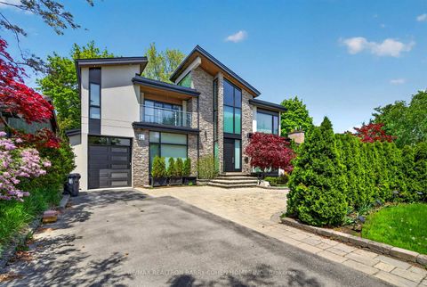 Photo 1 at 16 Chipping Road, Don Mills, Toronto