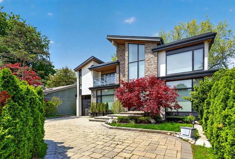 Photo 2 at 16 Chipping Road, Don Mills, Toronto