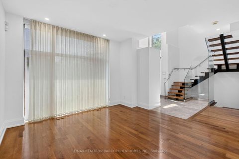 Photo 8 at 16 Chipping Road, Don Mills, Toronto