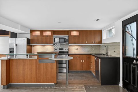 Photo 34 at 16 Chipping Road, Don Mills, Toronto