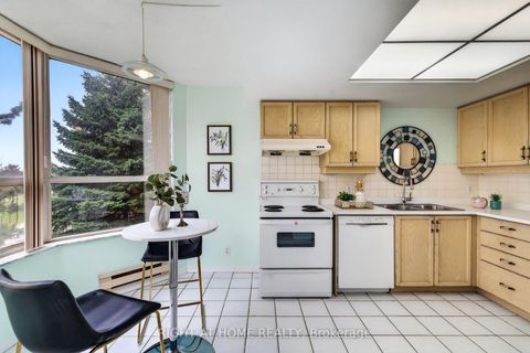 Photo 17 at 323 - 6 Humberline Drive, Clairville, Toronto