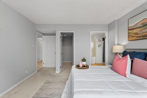 Photo 26 at 323 - 6 Humberline Drive, Clairville, Toronto