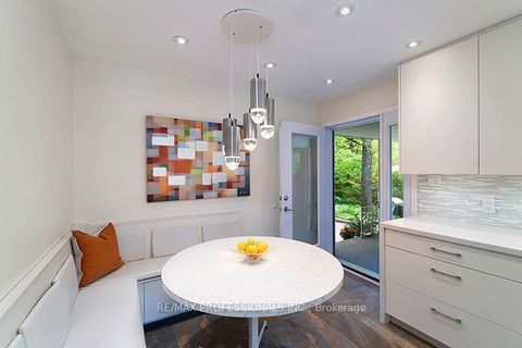 Photo 16 at 7 Cherry Post Crescent, Markland Wood, Toronto