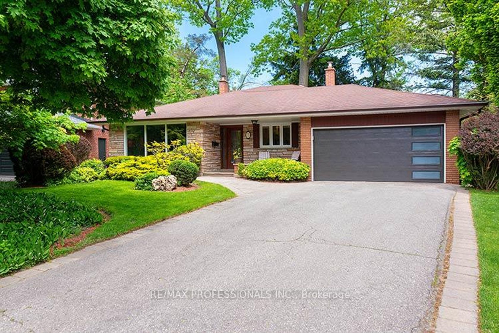 7 Cherry Post Crescent, Markland Wood, Toronto 