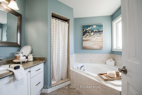 Photo 22 at 27 Staples Avenue, Courtice, Clarington