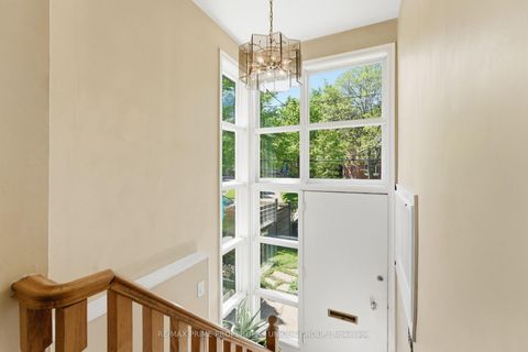 Photo 12 at 78 Glen Davis Crescent, Danforth, Toronto