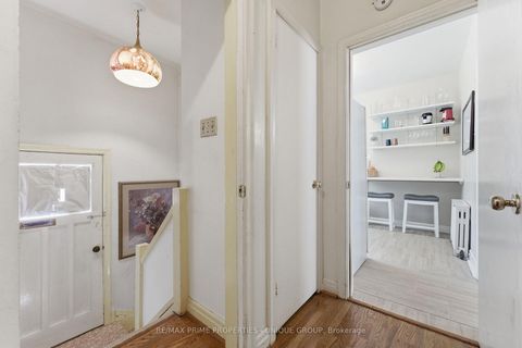 Photo 13 at 78 Glen Davis Crescent, Danforth, Toronto
