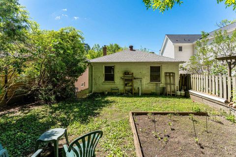 Photo 31 at 78 Glen Davis Crescent, Danforth, Toronto