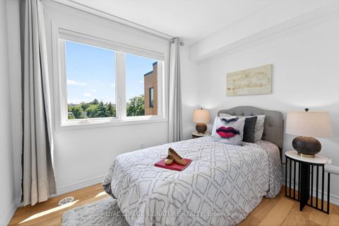 Photo 11 at 56 - 28 Curlew Drive, Donalda, Toronto