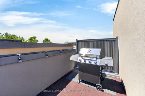 Photo 16 at 56 - 28 Curlew Drive, Donalda, Toronto