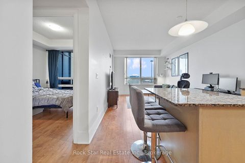 Photo 3 at 706 - 181 Wynford Drive, Don Mills, Toronto