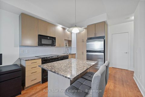 Photo 6 at 706 - 181 Wynford Drive, Don Mills, Toronto