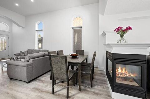 Photo 7 at 144 Broomlands Drive, Maple, Vaughan