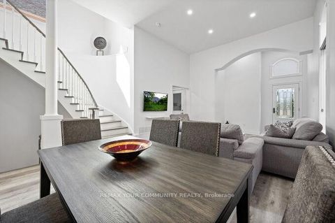 Photo 11 at 144 Broomlands Drive, Maple, Vaughan