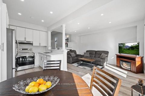 Photo 17 at 144 Broomlands Drive, Maple, Vaughan