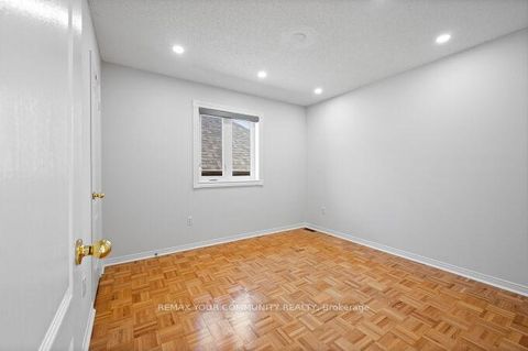 Photo 28 at 144 Broomlands Drive, Maple, Vaughan