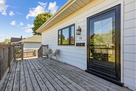 Photo 2 at 22 Westmount Street, Vanier, Oshawa
