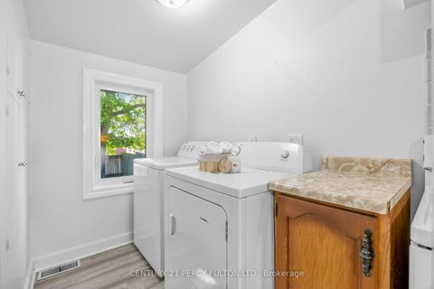 Photo 12 at 22 Westmount Street, Vanier, Oshawa