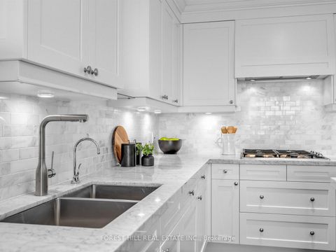 Photo 16 at 1204 - 155 St Clair Avenue W, Casa Loma, Toronto
