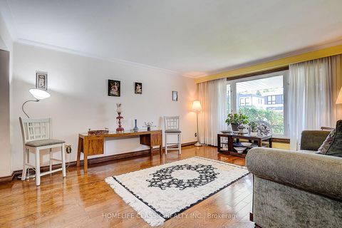 Photo 12 at 69 Elm Avenue, Langstaff, Richmond Hill