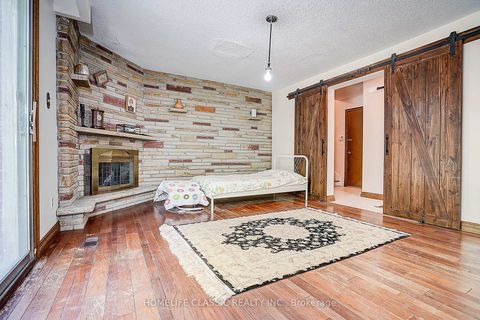 Photo 17 at 69 Elm Avenue, Langstaff, Richmond Hill