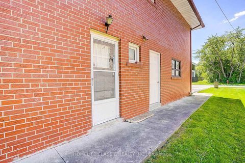 Photo 22 at 69 Elm Avenue, Langstaff, Richmond Hill