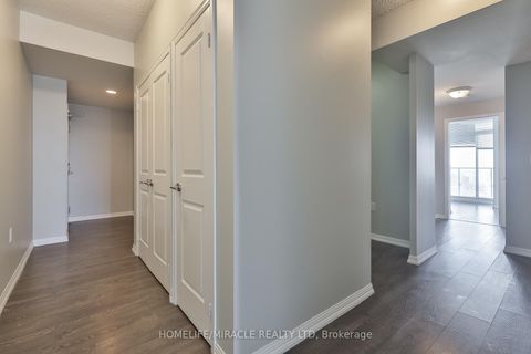 Photo 7 at 2815 - 125 Western Battery Road, Niagara, Toronto