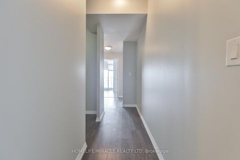 Photo 8 at 2815 - 125 Western Battery Road, Niagara, Toronto