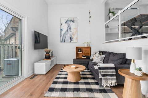 Photo 4 at 37 - 671 Huntingwood Drive, Sullivan, Toronto