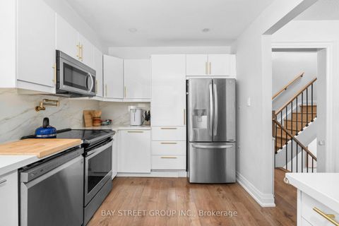 Photo 14 at 37 - 671 Huntingwood Drive, Sullivan, Toronto