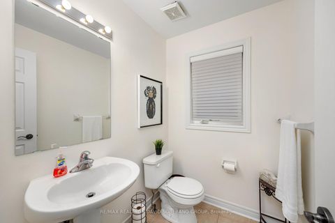 Photo 18 at 26 Chopin Boulevard, Patterson, Vaughan